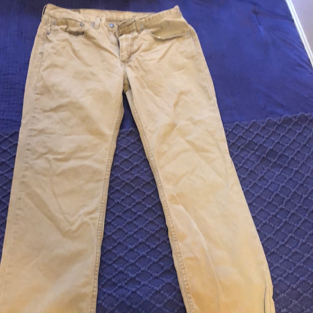 Men’s Levi’s pants